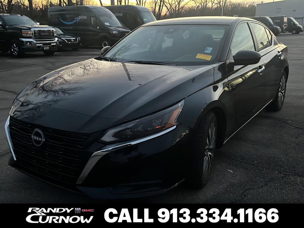 2024 Nissan Altima 2.5 SV FWD