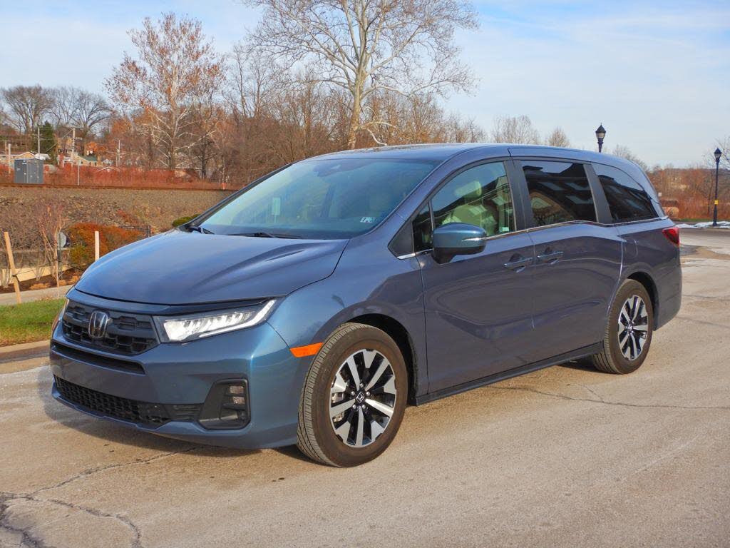 2025 Honda Odyssey EX-L FWD