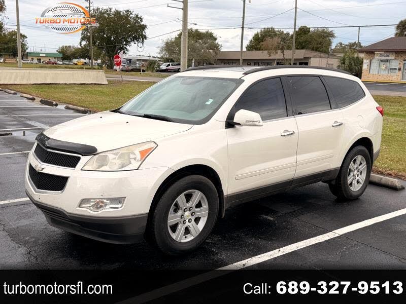 2011 Chevrolet Traverse 2LT FWD