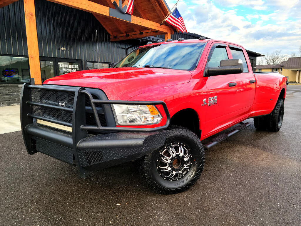 2016 RAM 3500 Tradesman Crew Cab LB DRW 4WD