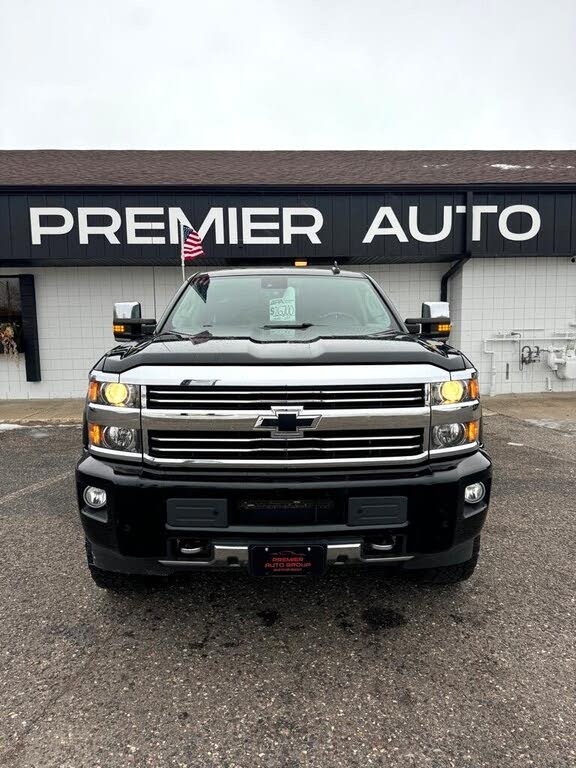 2017 Chevrolet Silverado 2500HD High Country Crew Cab 4WD