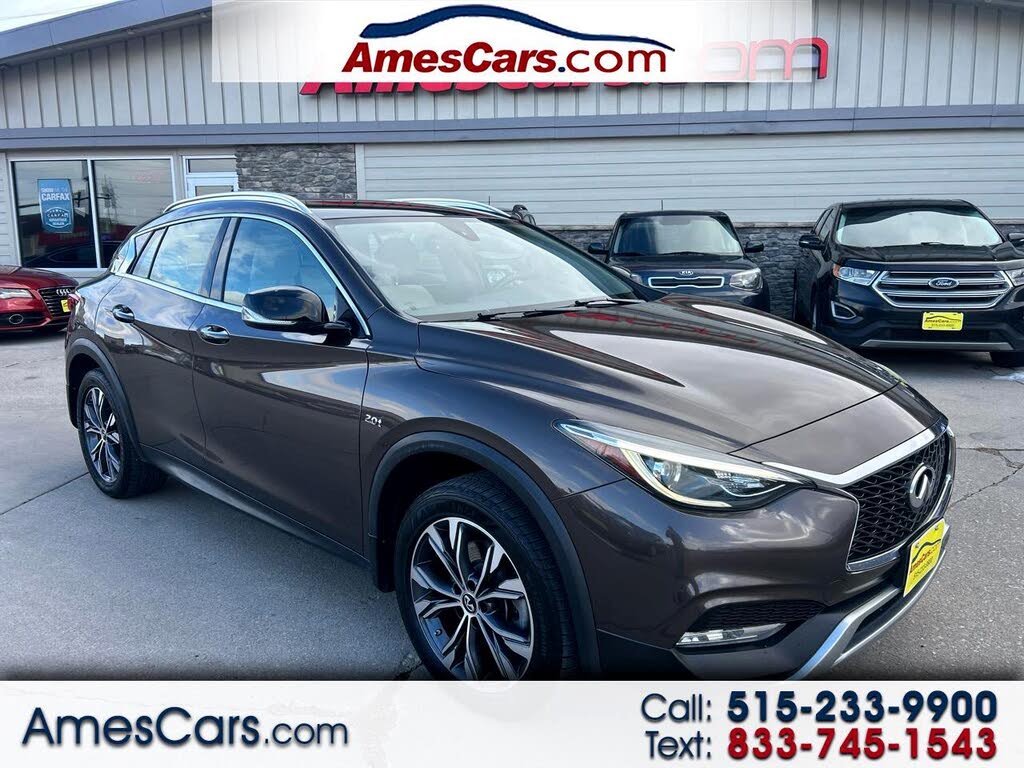 2018 INFINITI QX30 Premium AWD