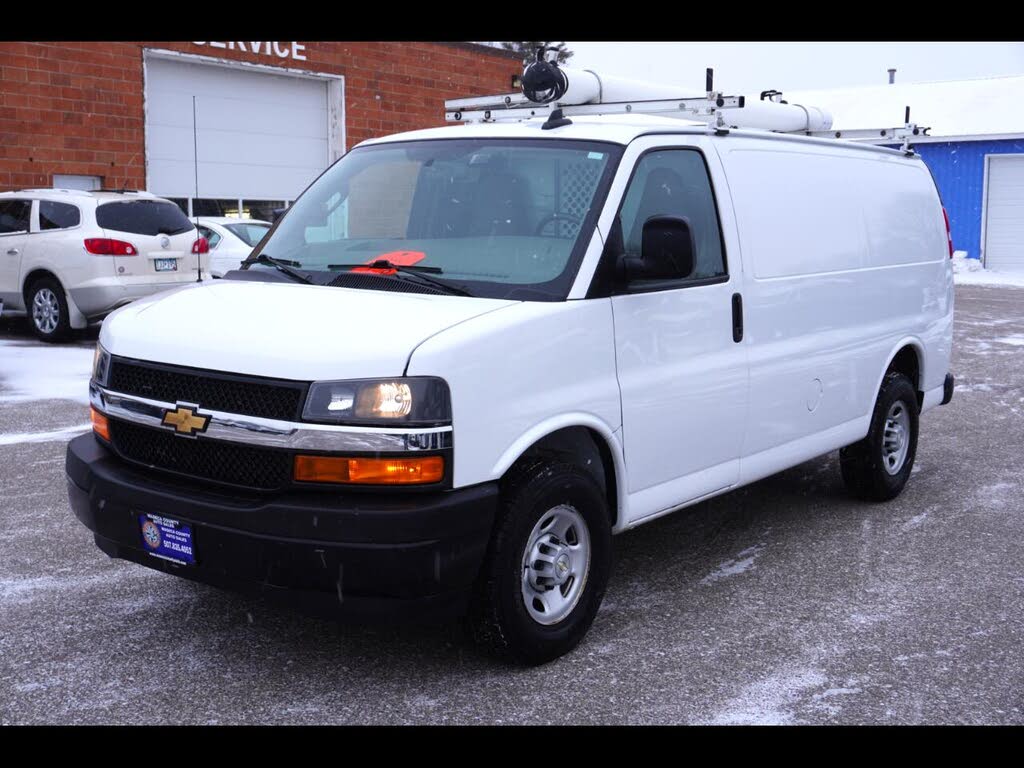 2022 Chevrolet Express Cargo 2500 RWD