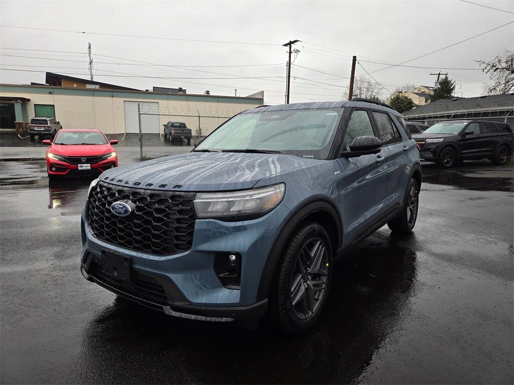 2026 Ford Explorer ST-Line AWD