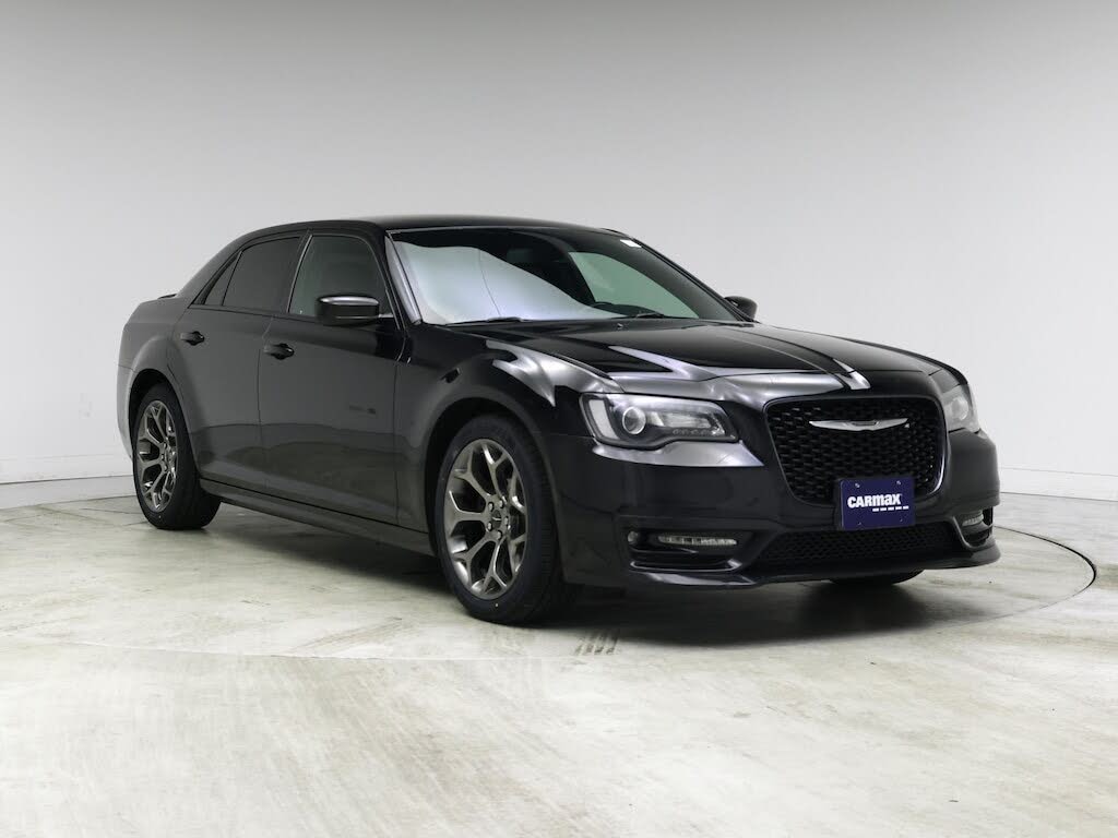 2018 Chrysler 300 S RWD