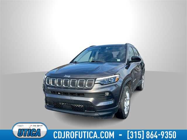 2022 Jeep Compass Latitude Lux 4WD