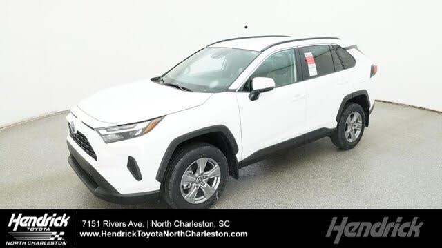 2025 Toyota RAV4 XLE FWD
