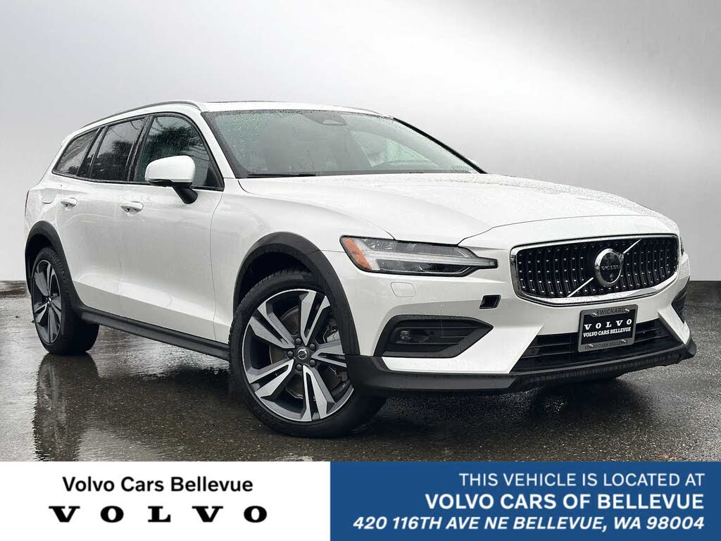 2025 Volvo V60 Cross Country B5 Plus AWD