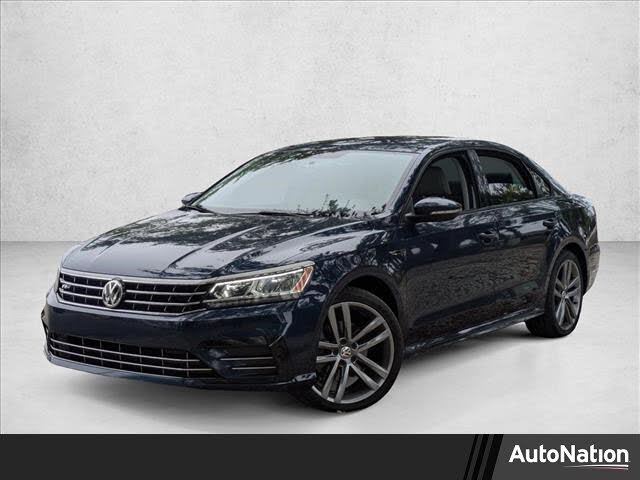 2018 Volkswagen Passat 2.0T R-Line FWD