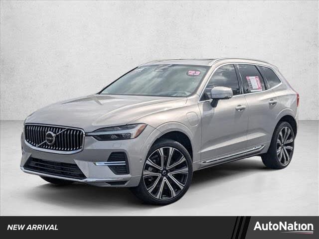2023 Volvo XC60 Recharge T8 Ultimate Bright Theme eAWD