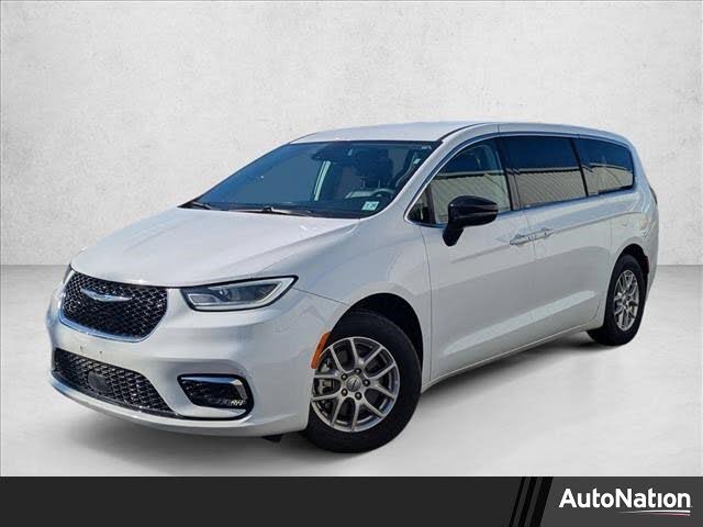 2024 Chrysler Pacifica Touring L FWD