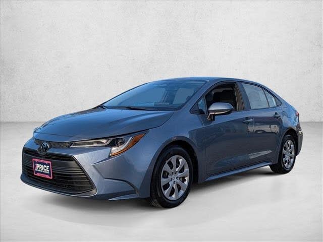2025 Toyota Corolla LE FWD
