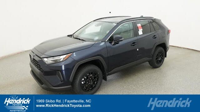 2025 Toyota RAV4 XLE FWD