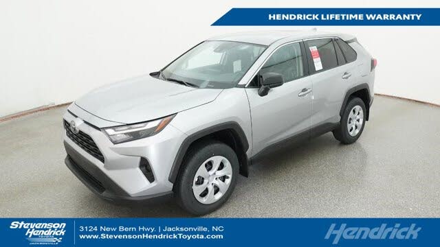 2025 Toyota RAV4 LE FWD
