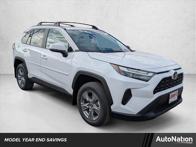 2025 Toyota RAV4 XLE AWD