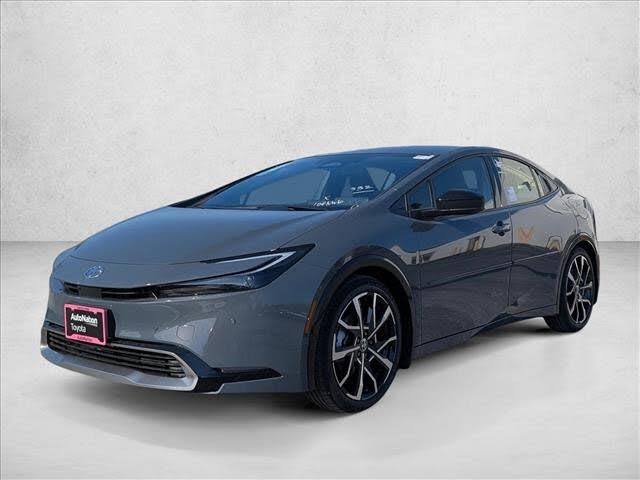 2026 Toyota Prius Plug-In Hybrid SE FWD