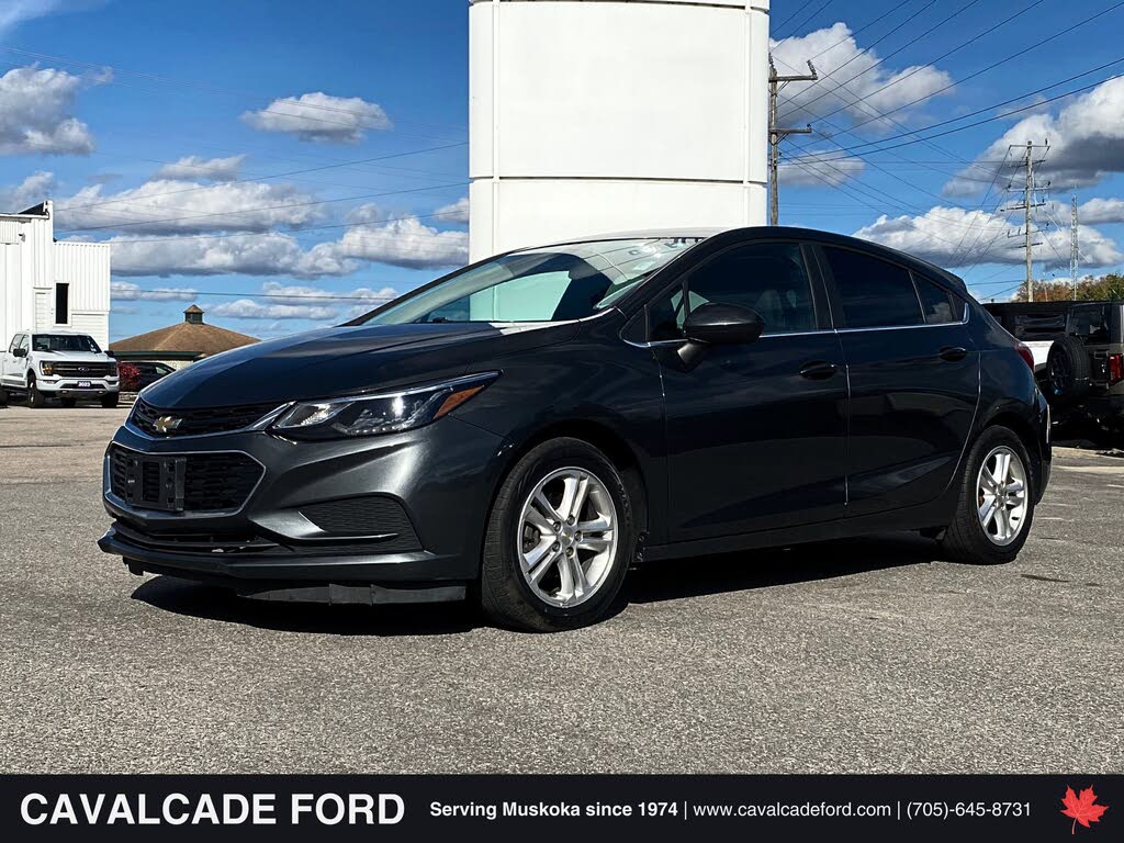 2017 Chevrolet Cruze LT Hatchback FWD
