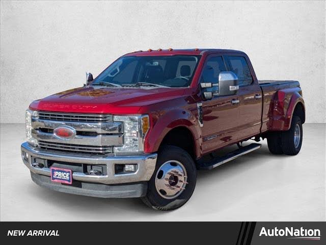 2017 Ford F-350 Super Duty Lariat Crew Cab LB DRW 4WD