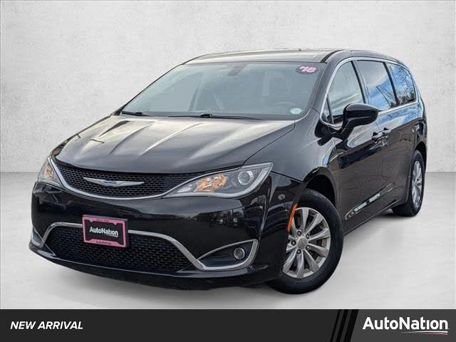 2018 Chrysler Pacifica Touring Plus FWD
