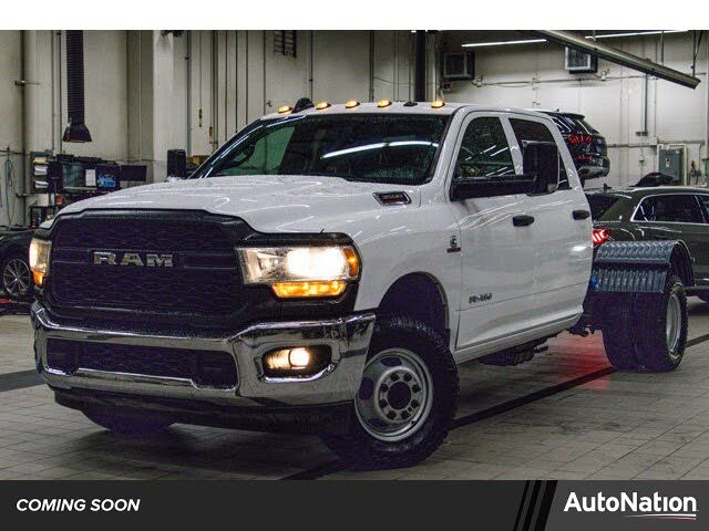 2022 RAM 3500 Chassis Tradesman Crew Cab DRW 4WD