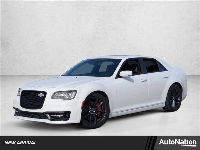 2023 Chrysler 300 C RWD