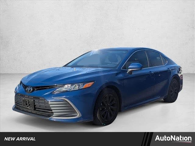 2023 Toyota Camry LE FWD
