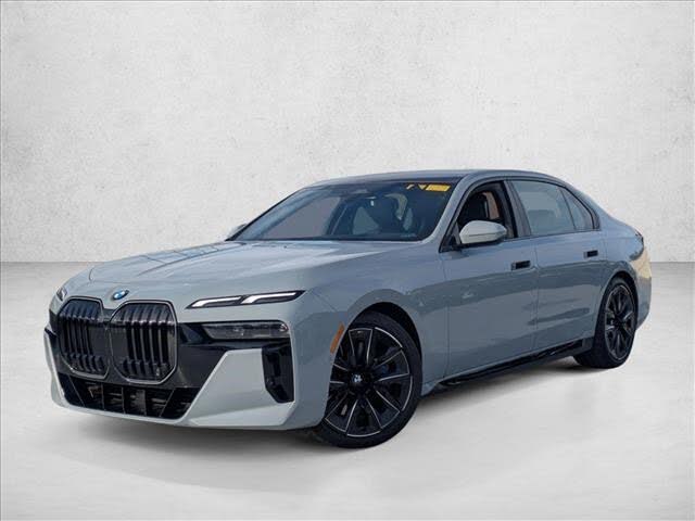 2025 BMW 7 Series 740i RWD