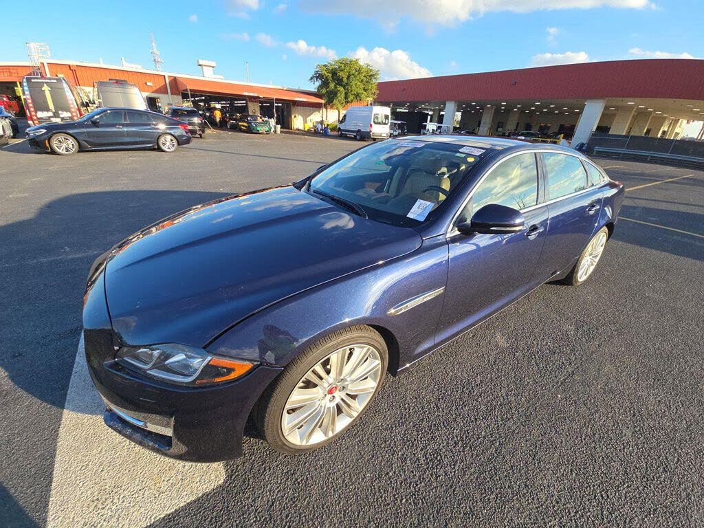 2019 Jaguar XJ-Series XJ Collection RWD