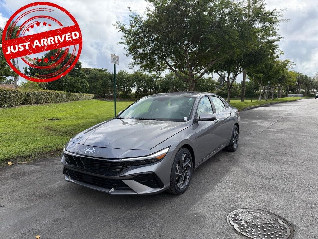 2024 Hyundai Elantra Limited FWD