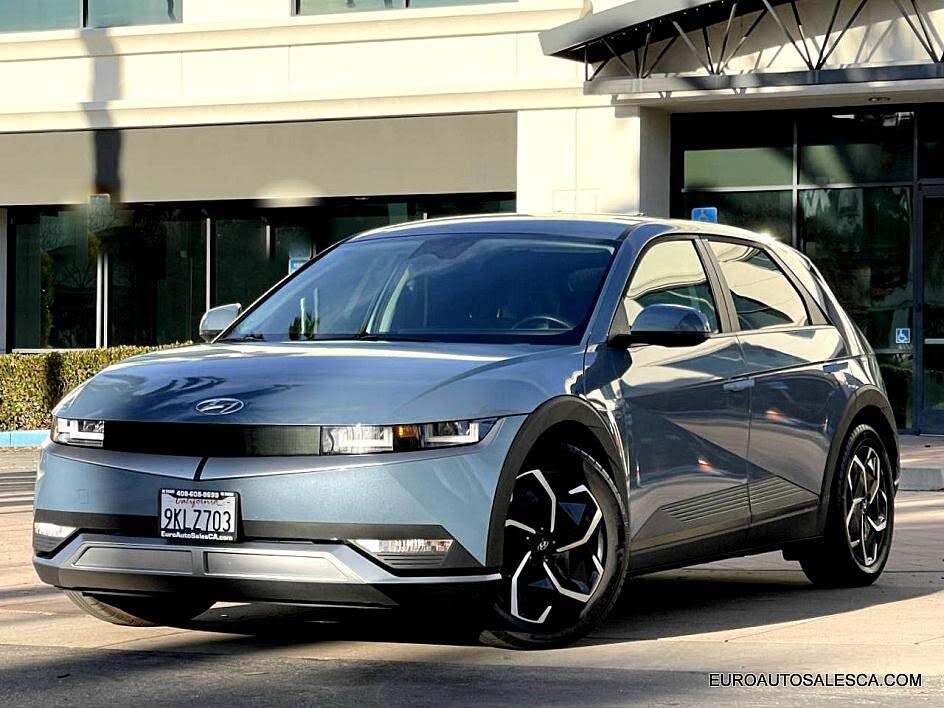 2024 Hyundai Ioniq 5 SE Standard Range RWD