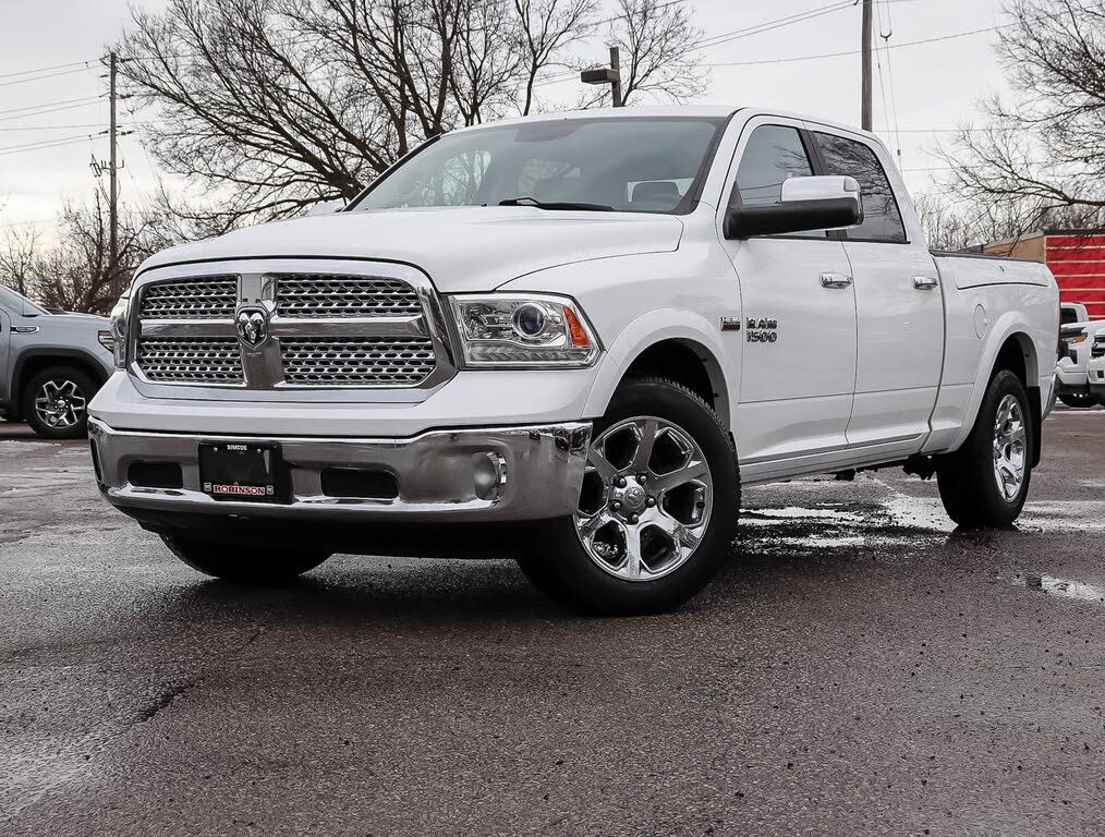 2017 RAM 1500 Laramie Crew Cab 4WD