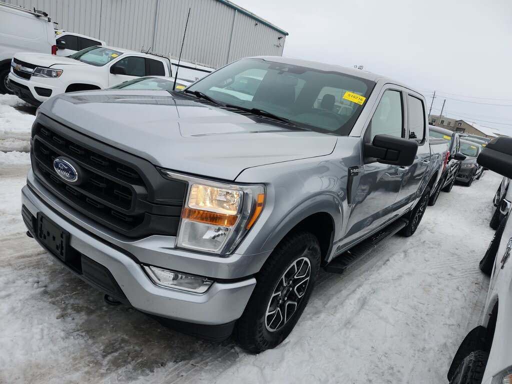 Ford F-150 XLT SuperCrew 4WD 2022