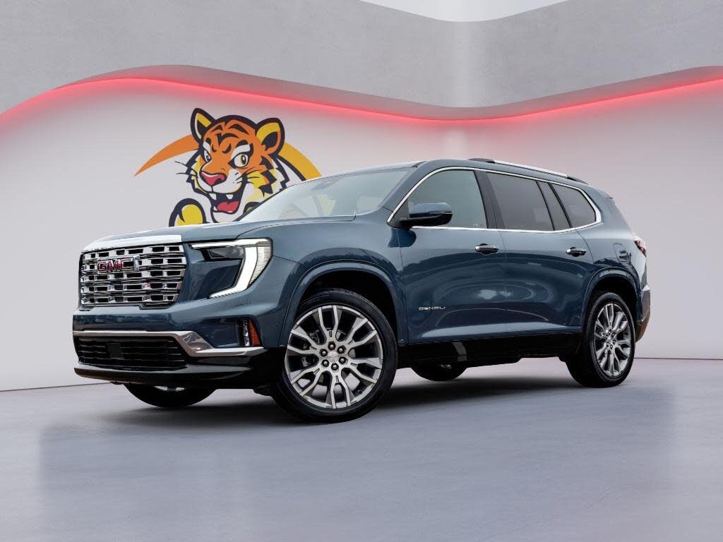 2024 GMC Acadia Denali FWD