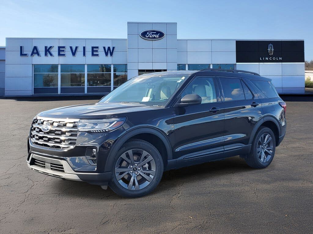 2026 Ford Explorer Active AWD