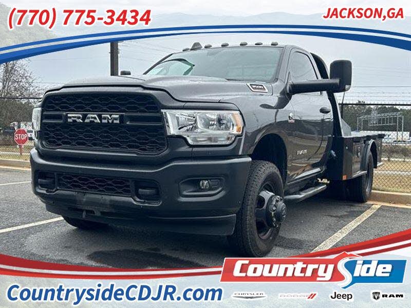 2022 RAM 3500 Chassis Tradesman Regular Cab DRW 4WD