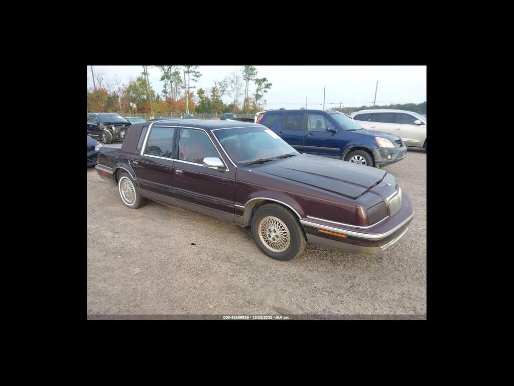 1993 Chrysler New Yorker Fifth Avenue