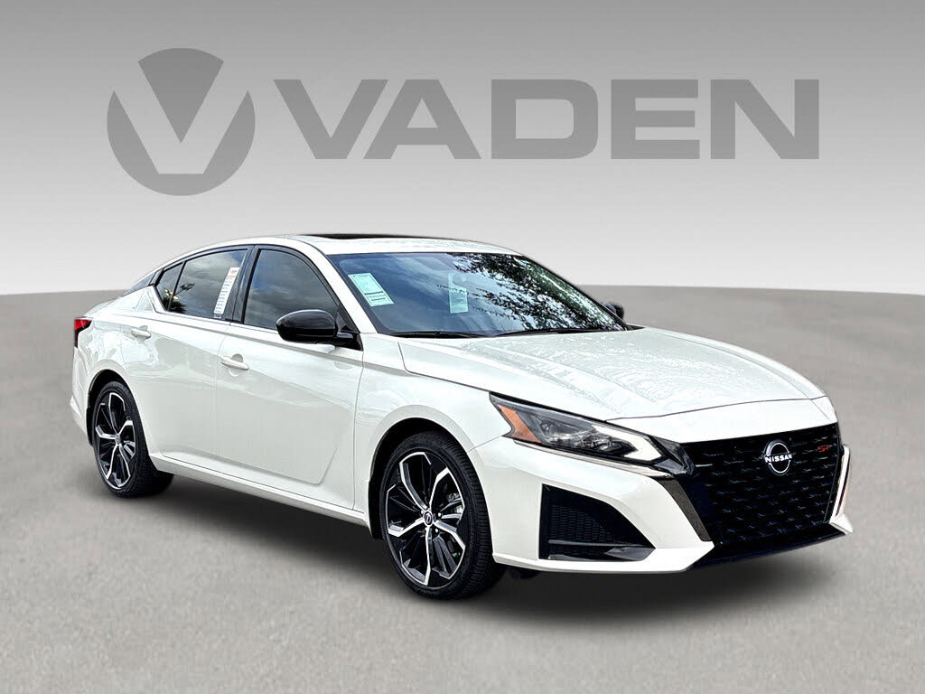 2024 Nissan Altima 2.5 SR FWD