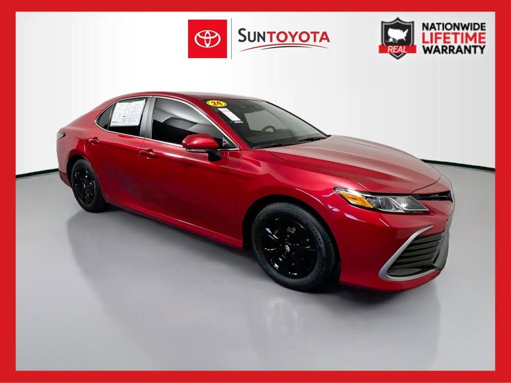 2024 Toyota Camry Hybrid LE FWD