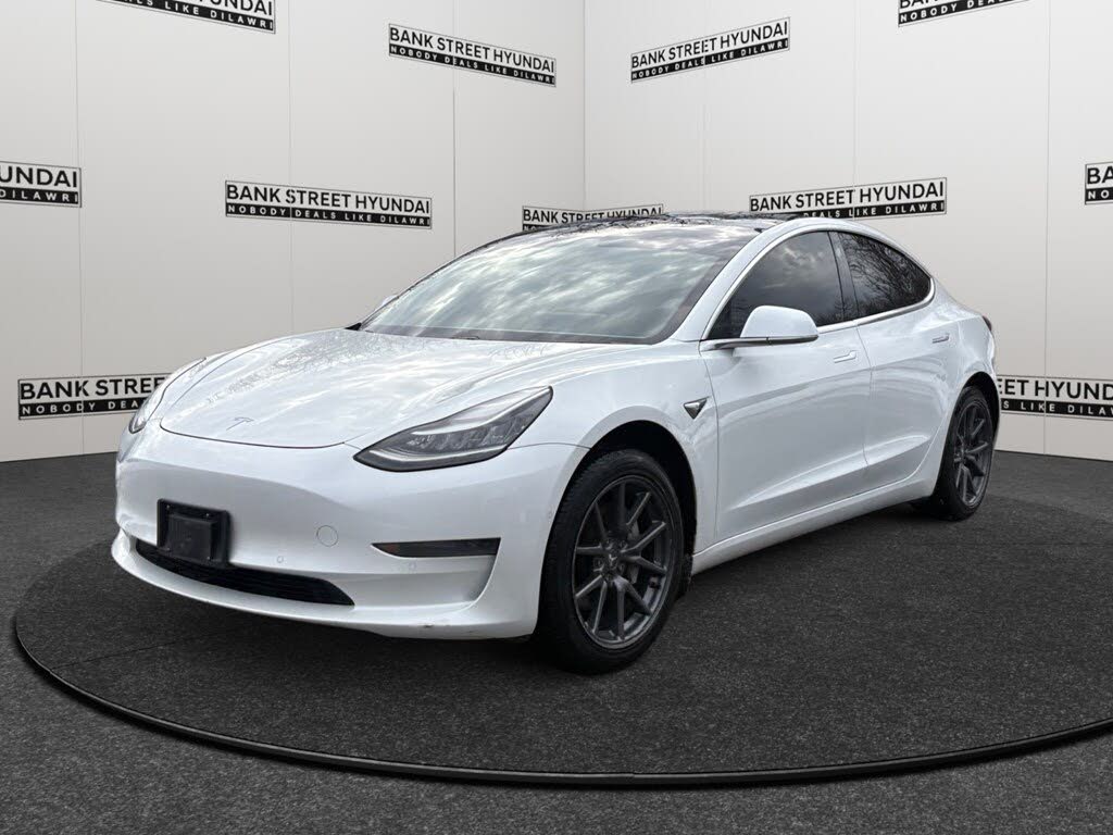 Tesla Model 3 Standard Range Plus RWD 2020