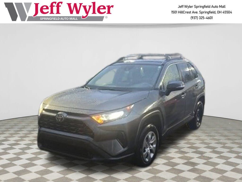 2020 Toyota RAV4 LE FWD