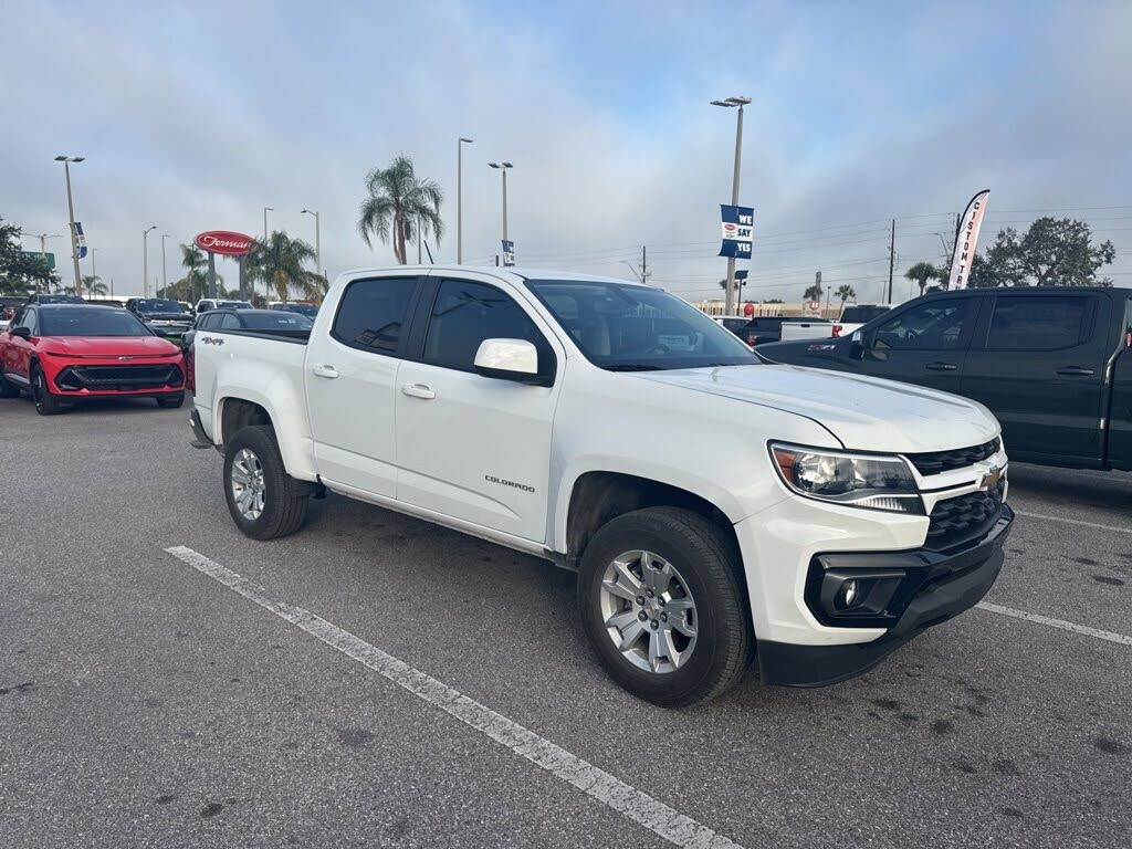 2022 Chevrolet Colorado LT Crew Cab 4WD