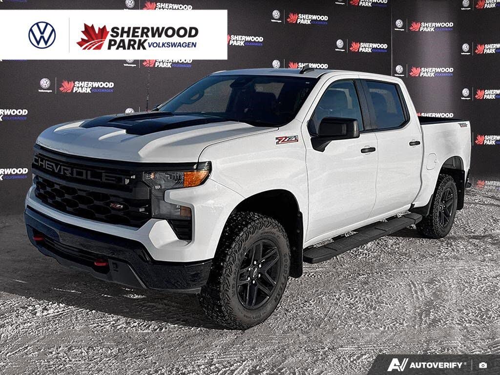 Chevrolet Silverado 1500 Custom Trail Boss Crew Cab 4WD 2024