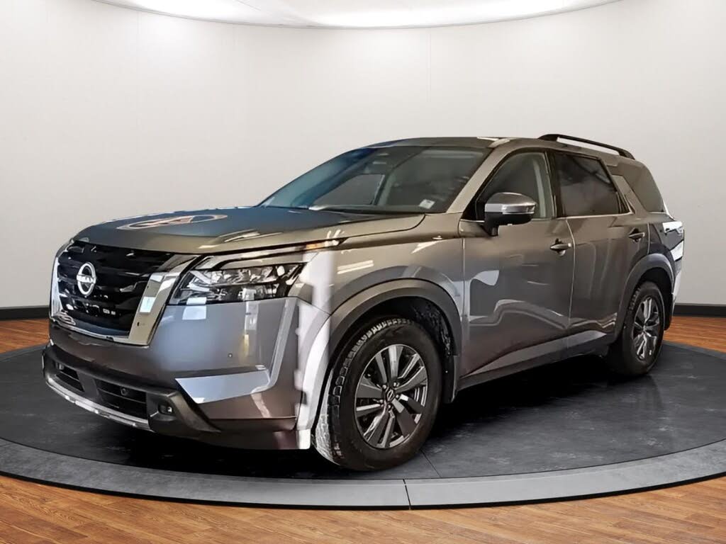 2024 Nissan Pathfinder SV 4WD