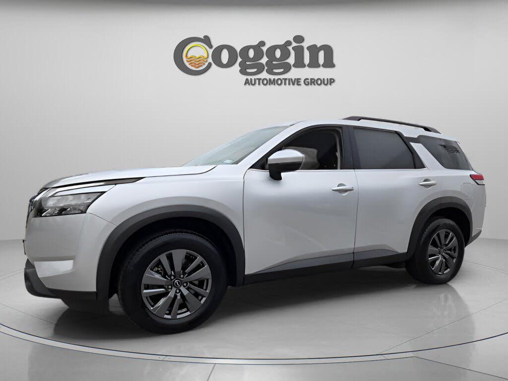 2024 Nissan Pathfinder SV FWD