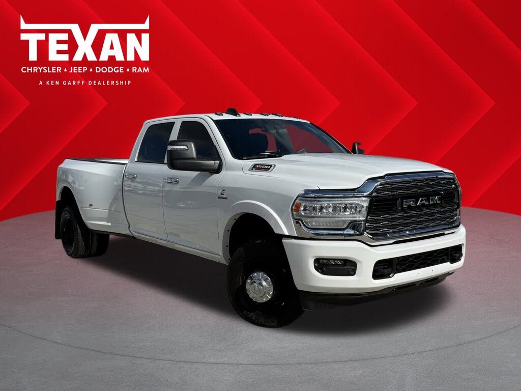 2024 RAM 3500 Tradesman Crew Cab LB DRW 4WD