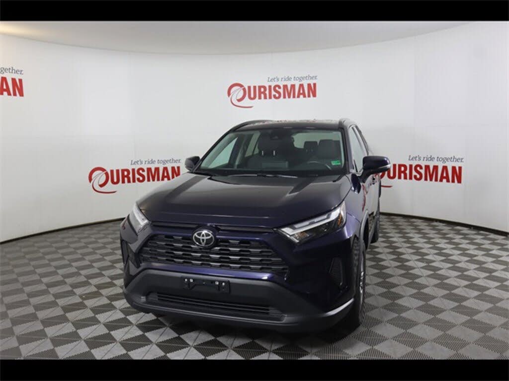 2024 Toyota RAV4 XLE FWD