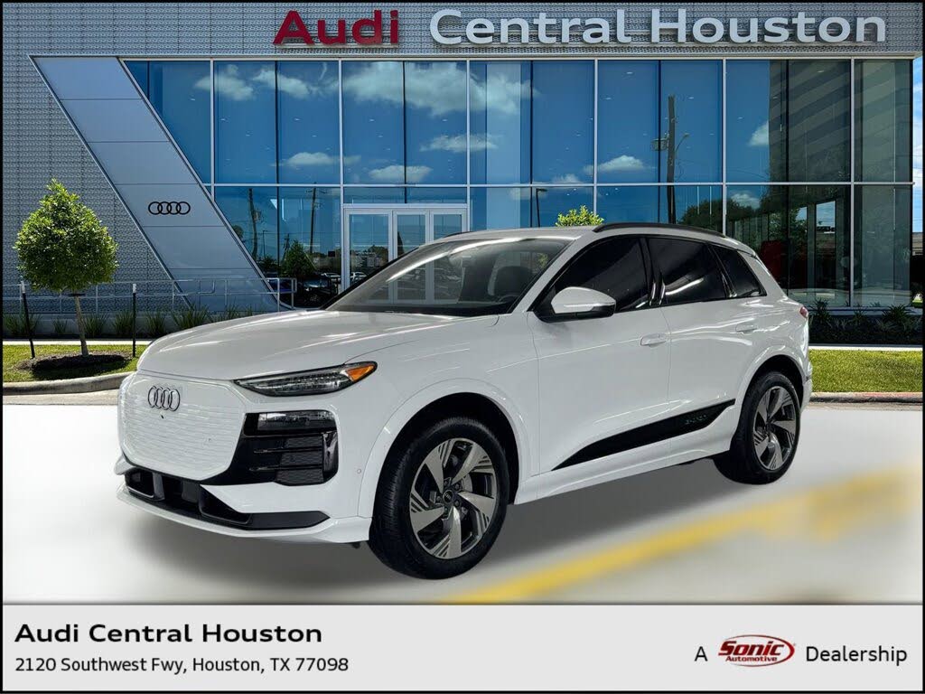 2025 Audi Q6 e-tron quattro Premium Plus