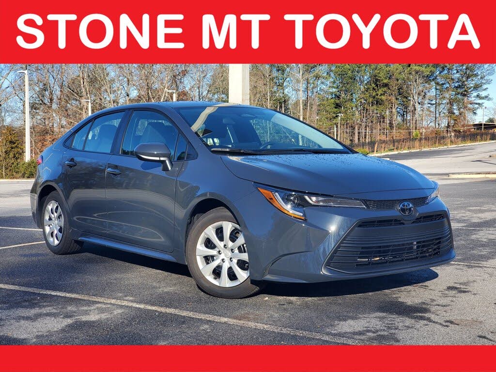 2025 Toyota Corolla LE FWD