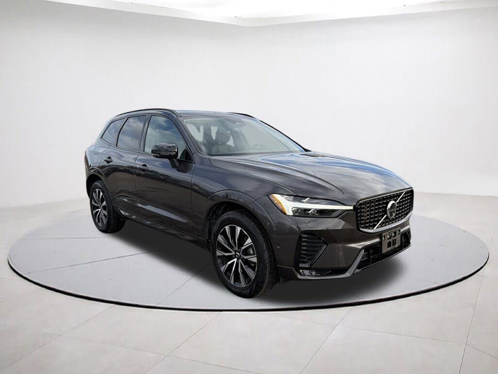 2025 Volvo XC60 B5 Plus Dark Theme AWD