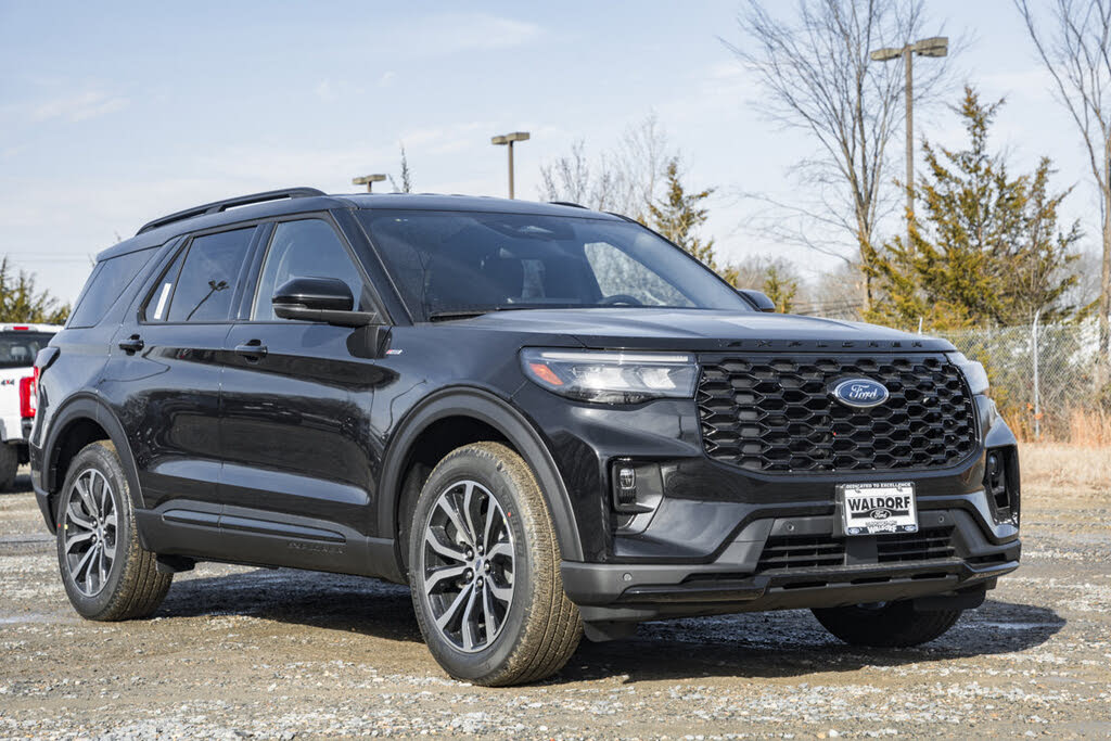 2026 Ford Explorer ST-Line AWD